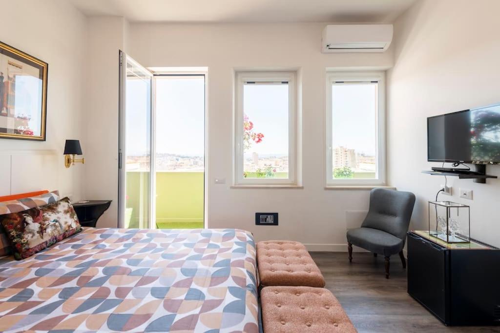 Eleventh Floor Suites Cagliari Exteriör bild